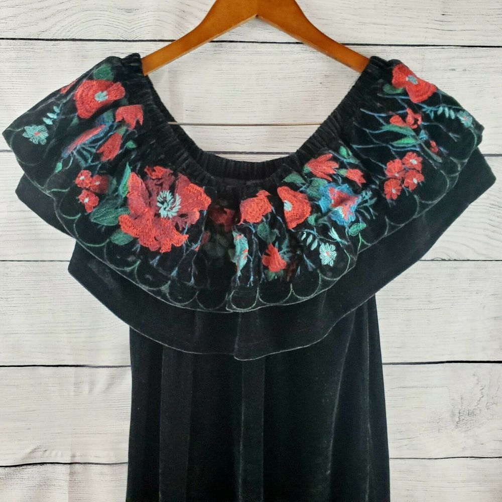 Umgee Off Shoulder Velvet Dress C0343 Sz Med NWT - Picture 3 of 6